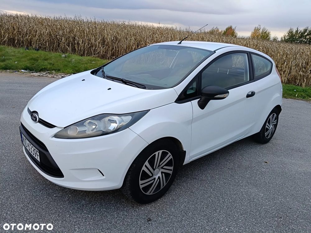 Ford Fiesta - 2