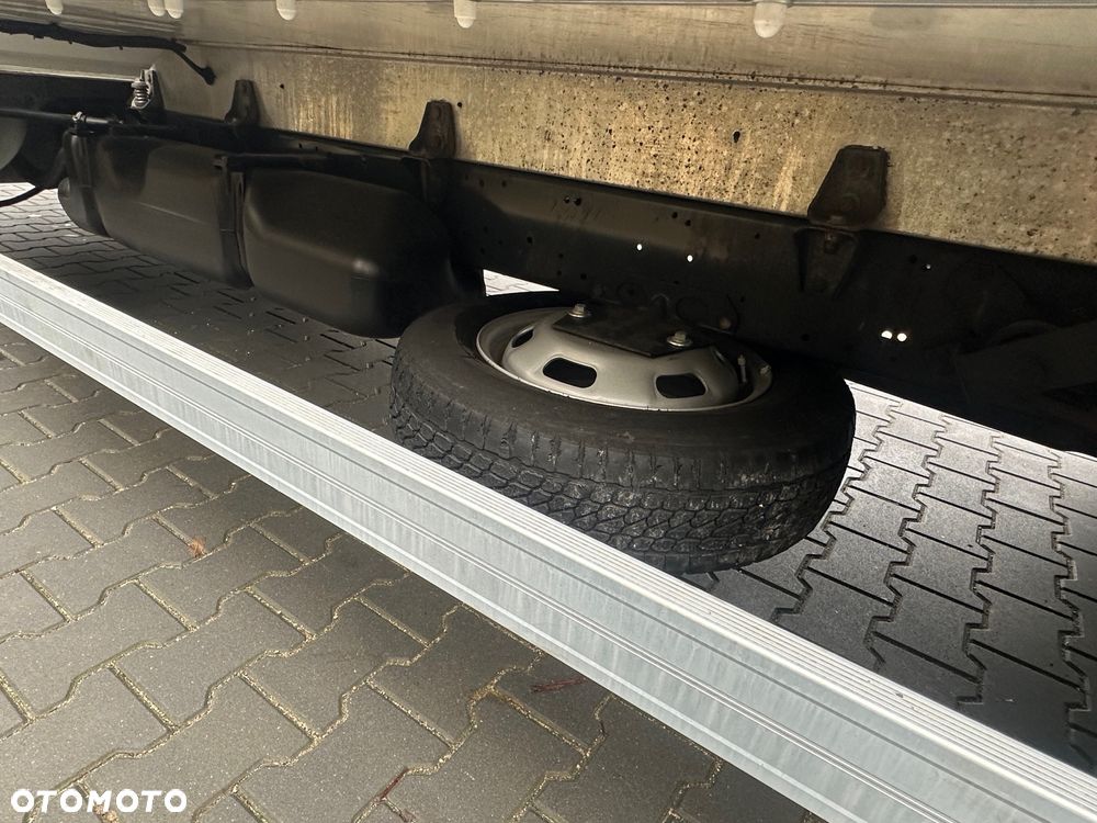 Iveco Daily 50-180 2021 Rok Chłodnia + winda 8 palet - 15