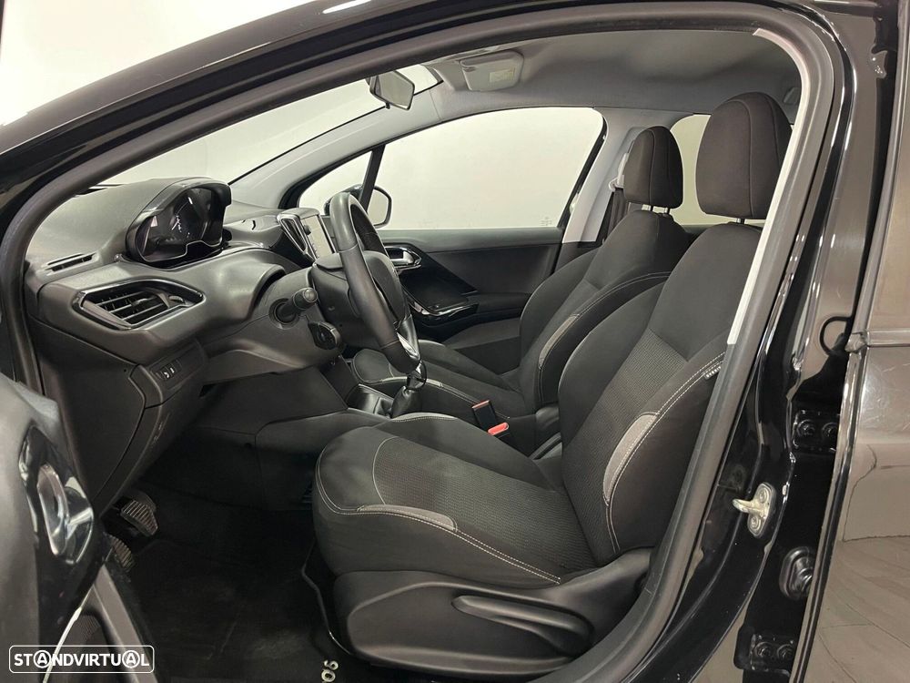 Peugeot 208 1.2 PureTech Style - 4