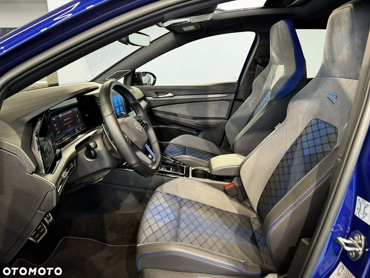 Volkswagen Golf - 18