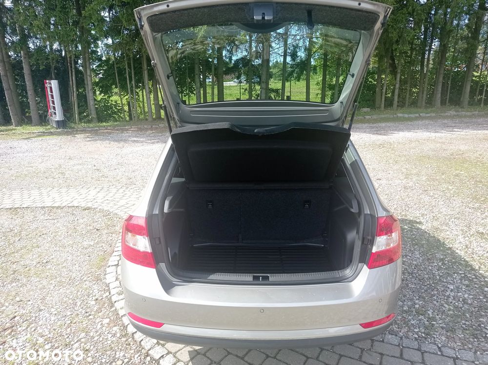 Skoda RAPID 1.2 Active Max - 20