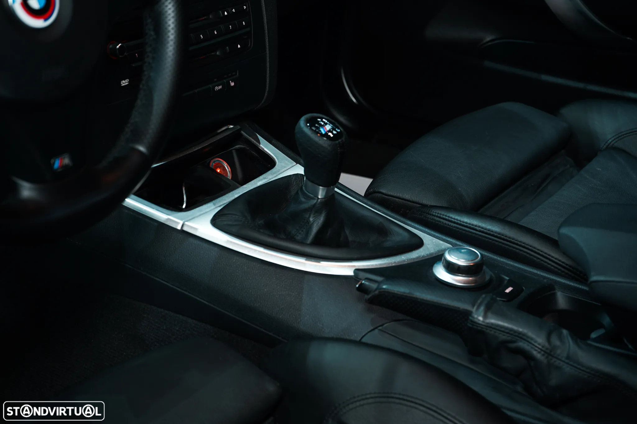BMW 123 d Coupe Limited Edition Lifestyle c/ M Sport Pack - 18