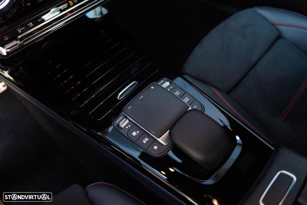 Mercedes-Benz CLA 250 e AMG Line - 23