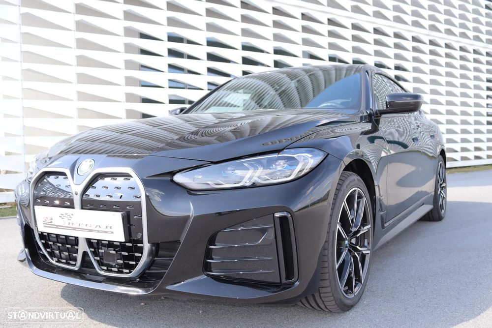 BMW i4 eDrive40 Pack Desportivo M Pro - 1