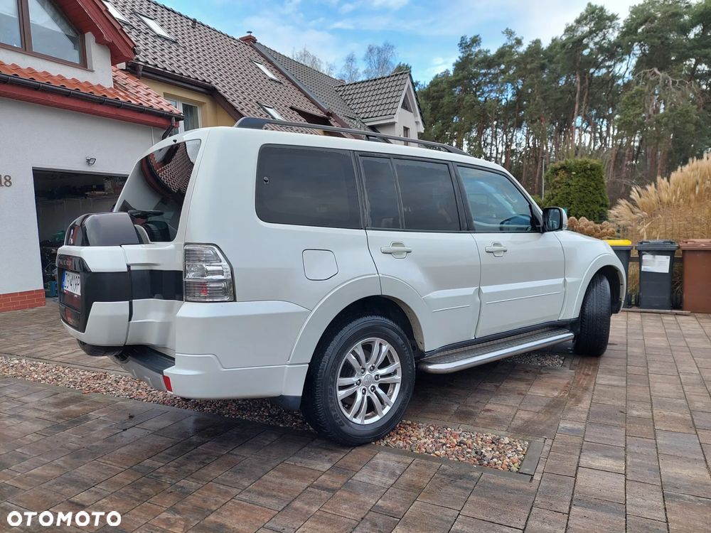 Mitsubishi Pajero 3.2 DID Instyle - 9