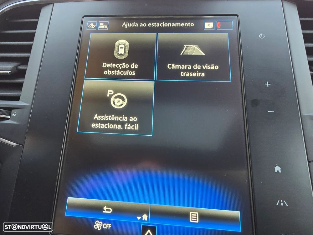 Renault Mégane Grand Coupe 1.3 TCe Limited EDC - 26