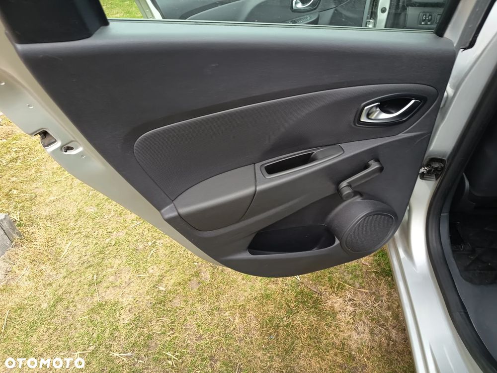 Renault Clio 1.5 dCi Energy Alize EU6 - 13