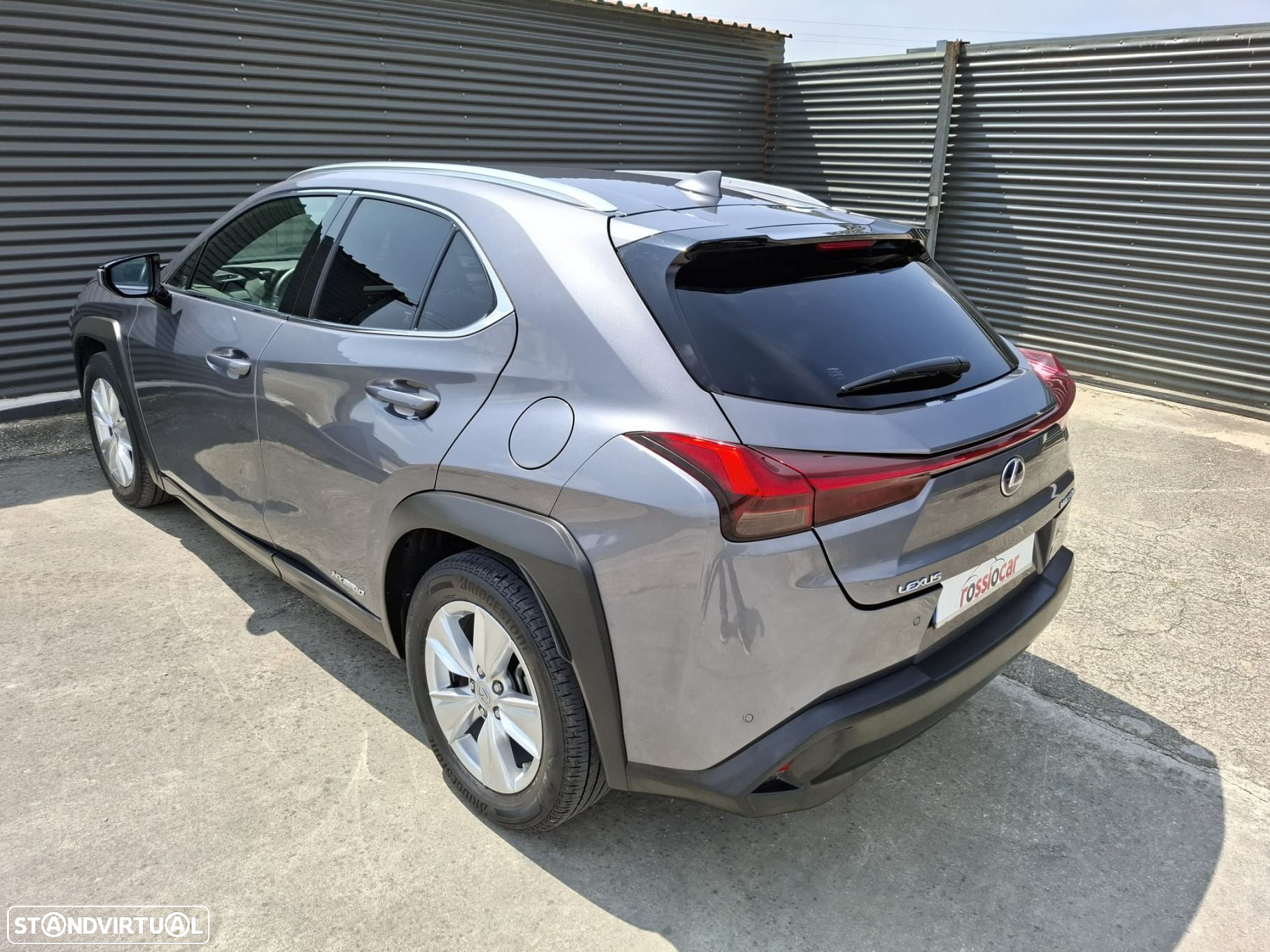 Lexus UX 250h Executive - 6