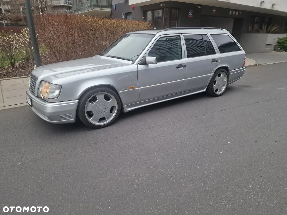 Mercedes-Benz Klasa E - 2