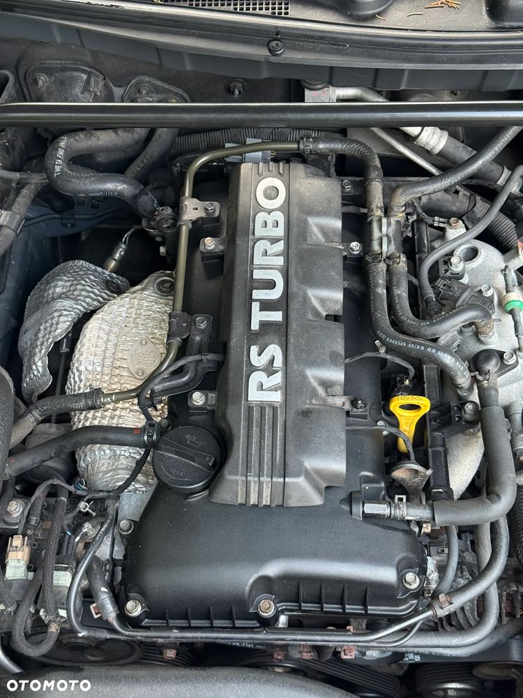 Hyundai Genesis Coupe 2.0 TCI Premium - 12