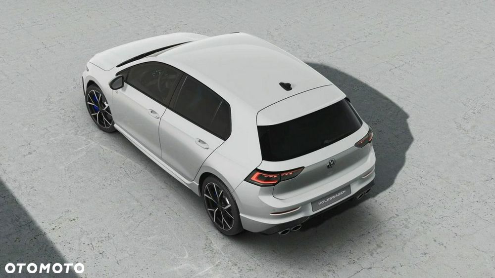 Volkswagen Golf - 8