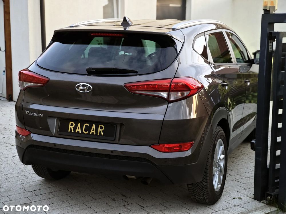 Hyundai Tucson 1.6 GDI BlueDrive Design 2WD - 31