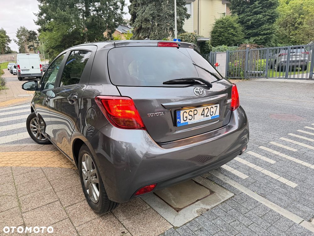Toyota Yaris - 14