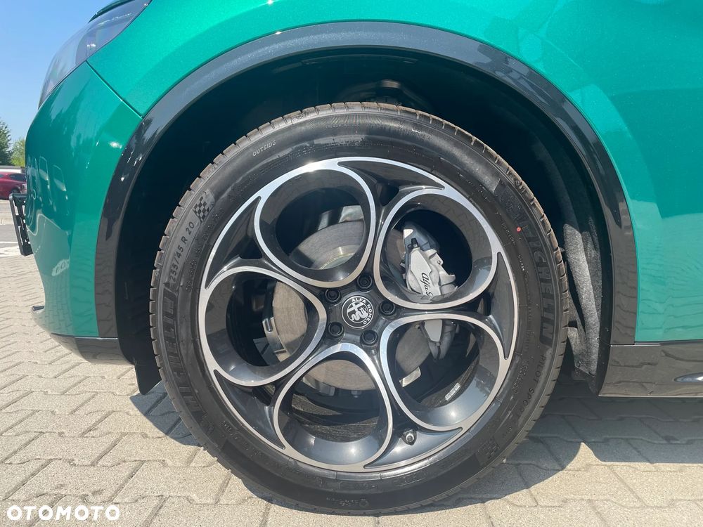 Alfa Romeo Stelvio 2.2 JTDM Sprint Q4 - 8