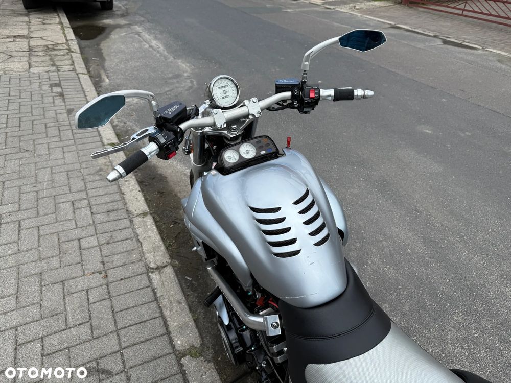 Yamaha V-MAX - 9