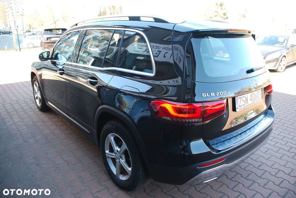 Mercedes-Benz GLB 200 d Progressive 8G-DCT - 9