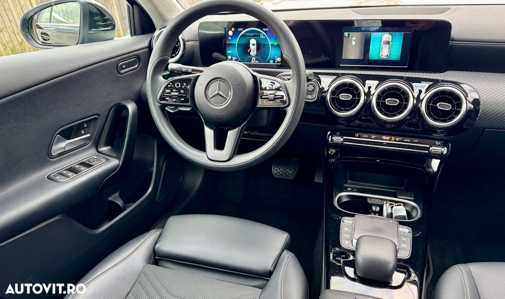 Mercedes-Benz A 180 - 30