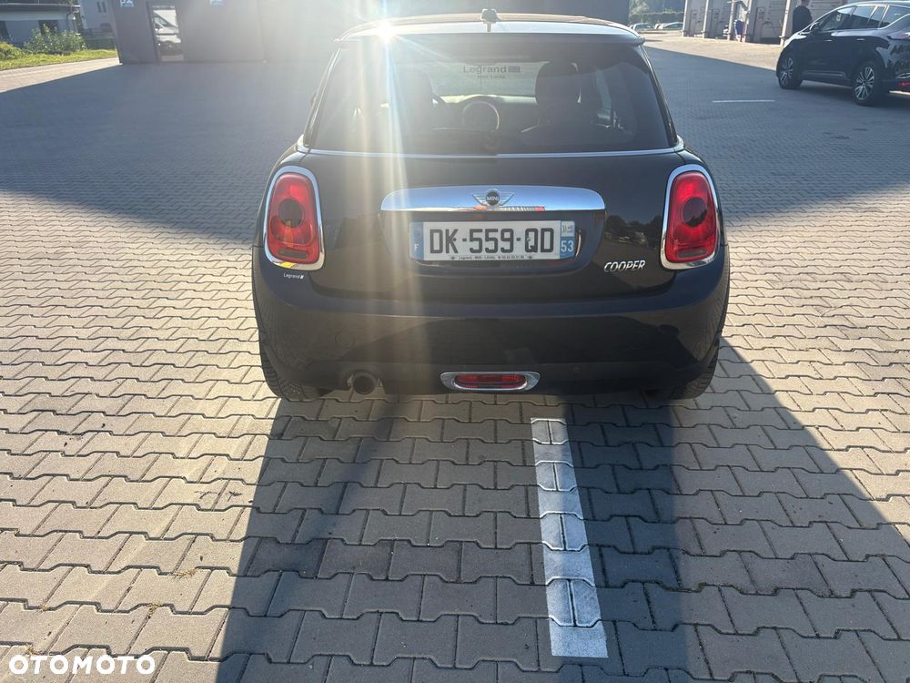 MINI Cooper Standard - 8