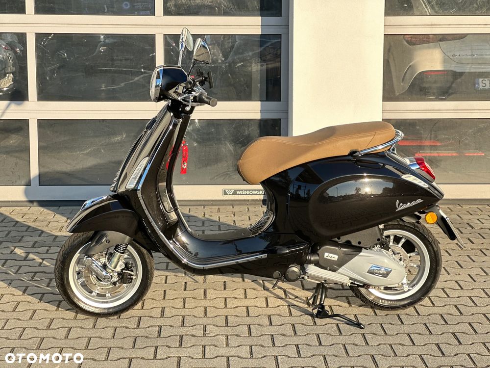 Vespa Primavera - 4