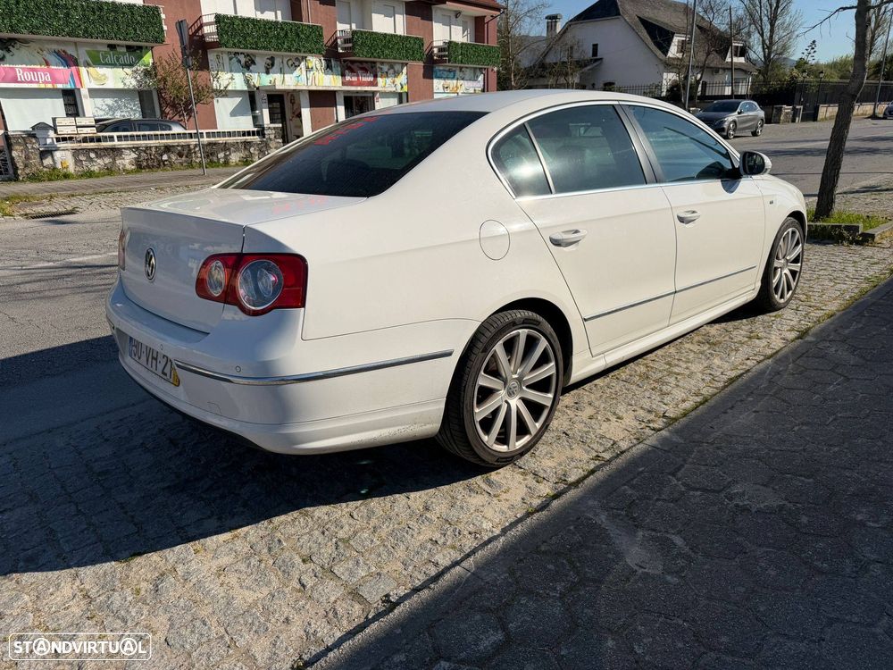VW Passat 2.0 TDI DPF R-Line Edition - 3