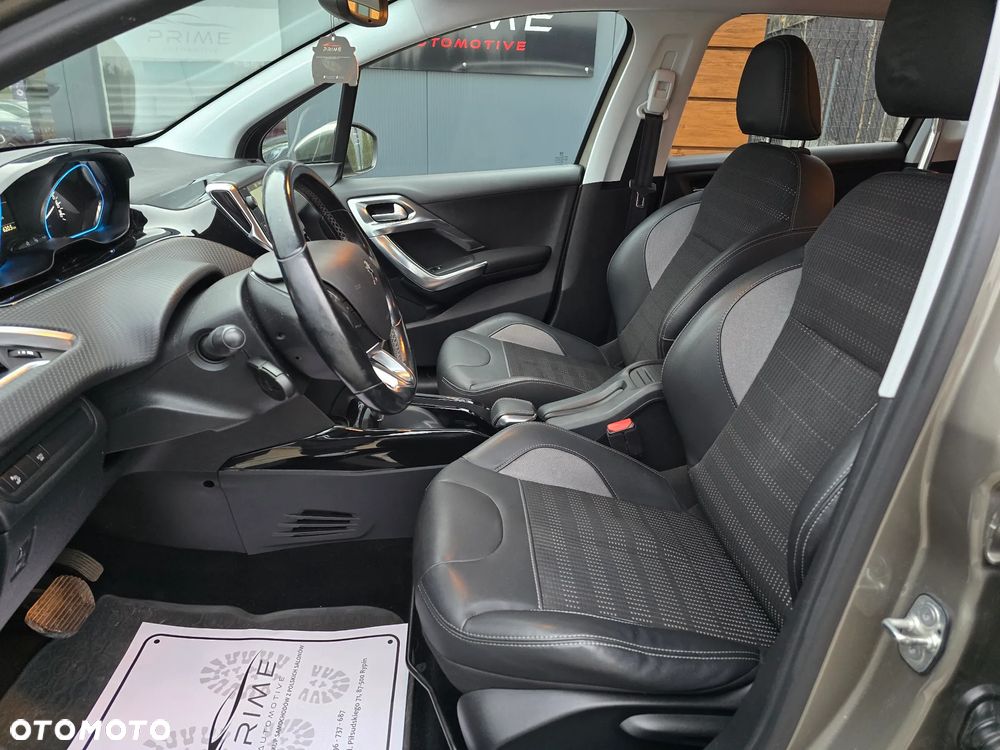 Peugeot 2008 1.2 Pure Tech Allure S&S EAT6 - 13