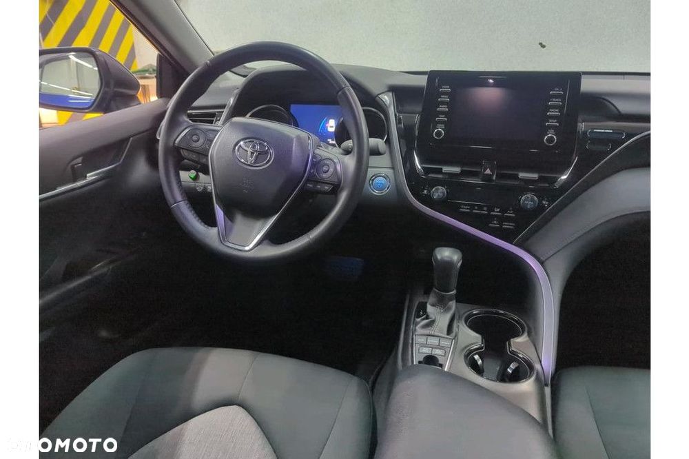 Toyota Camry 2.5 Hybrid Comfort CVT - 9