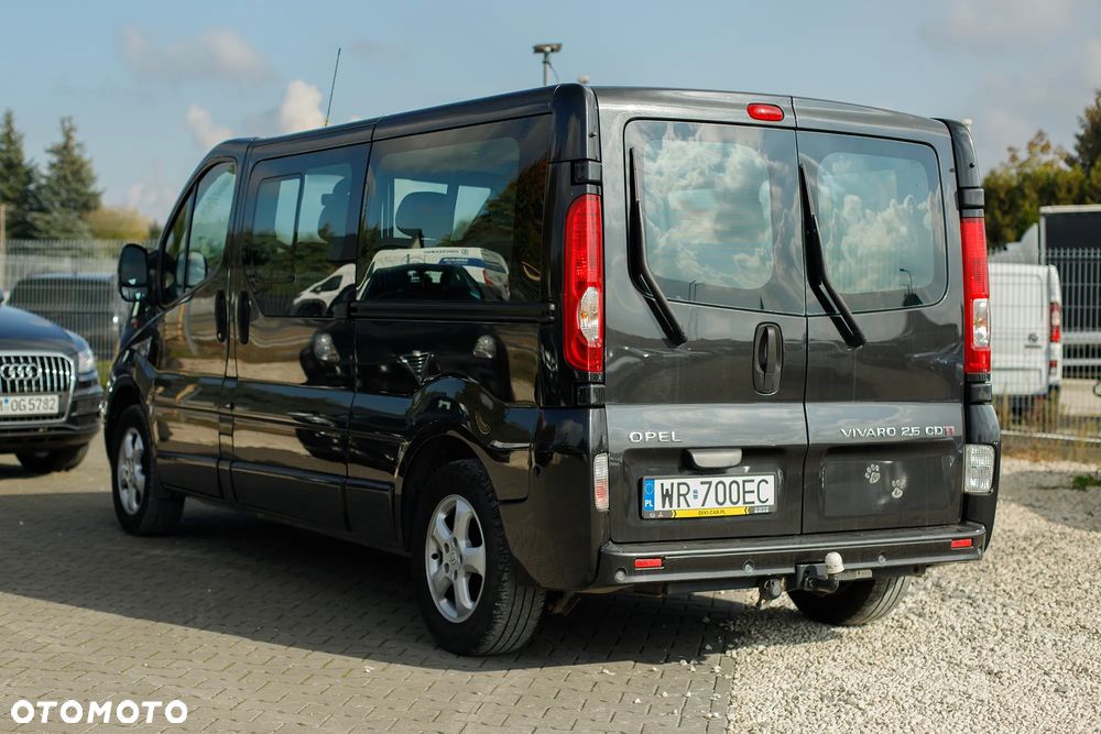 Opel Vivaro L2H1 2.9t - 17