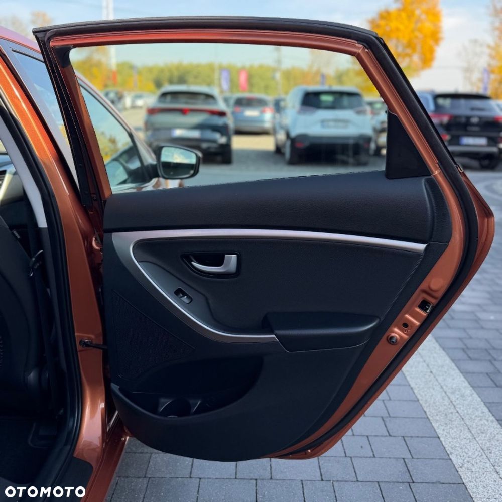 Hyundai i30 - 16