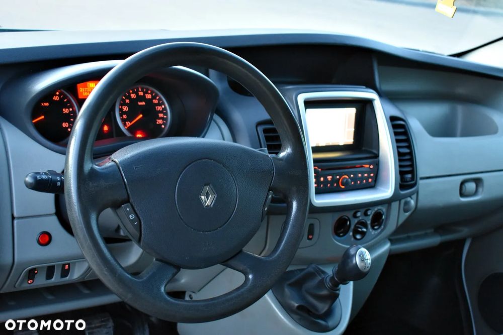 Renault trafic - 23