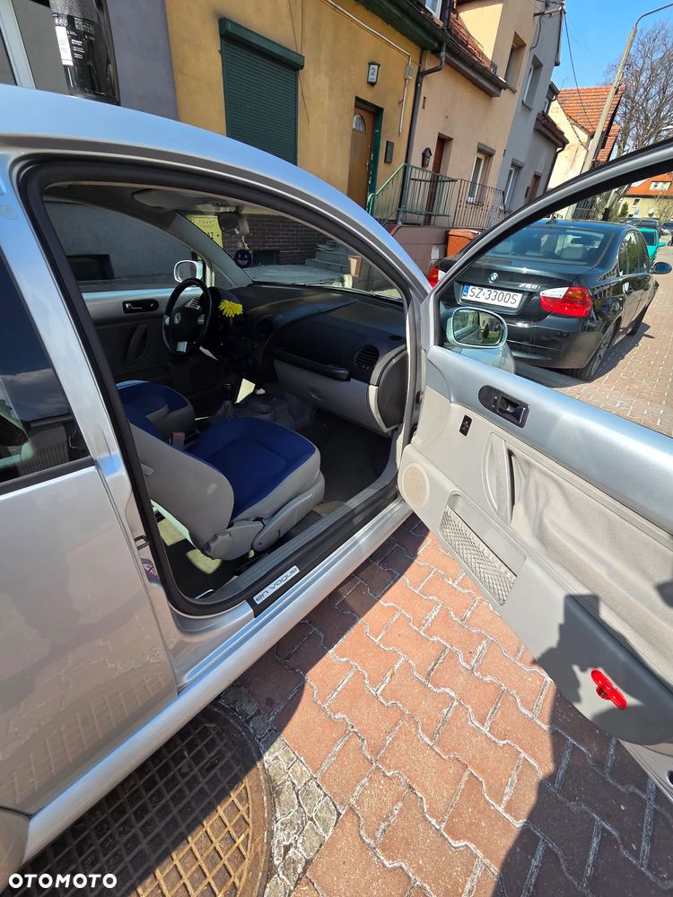 Volkswagen New Beetle 1.9 TDI - 8