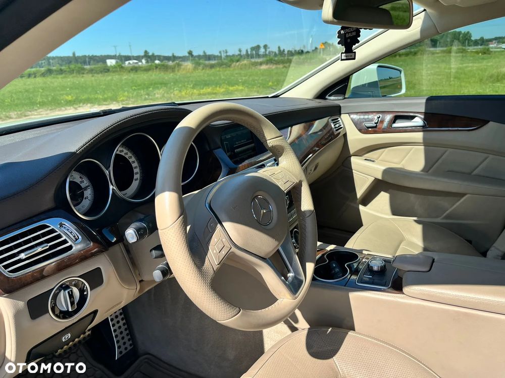 Mercedes-Benz CLS 500 4Matic BlueEFFICIENCY 7G-TRONIC - 15