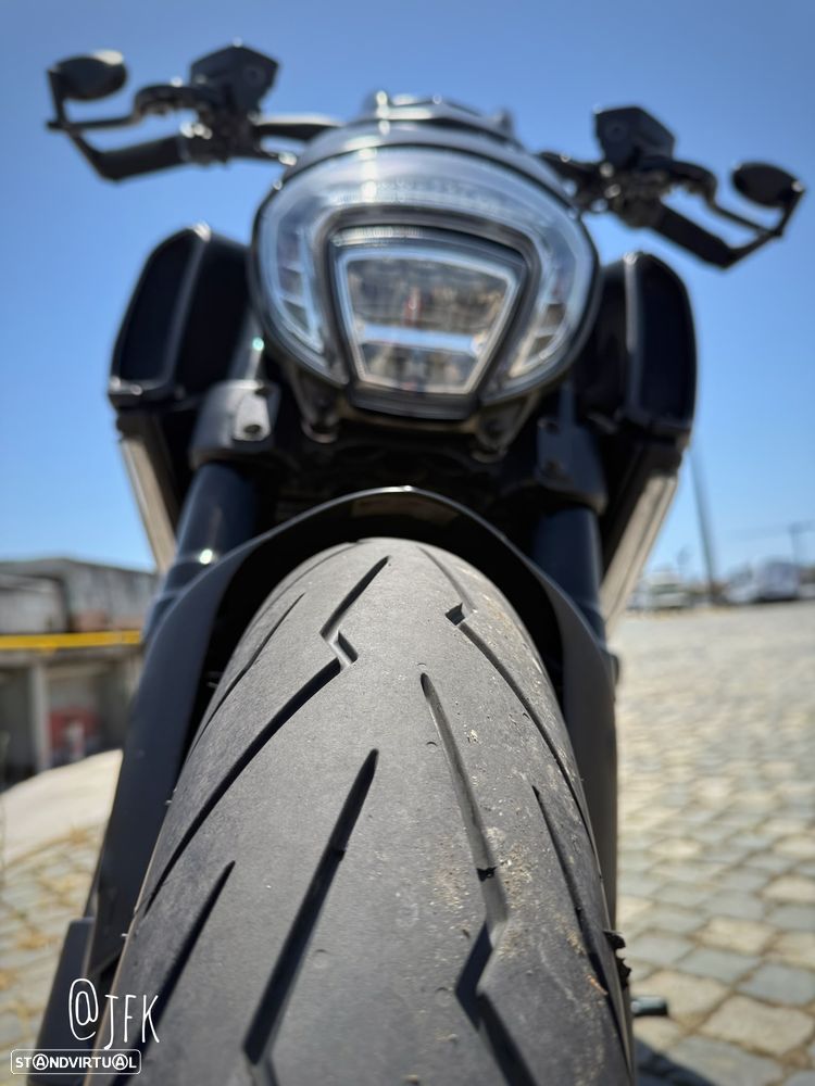Ducati Diavel Carbon Edition - 23