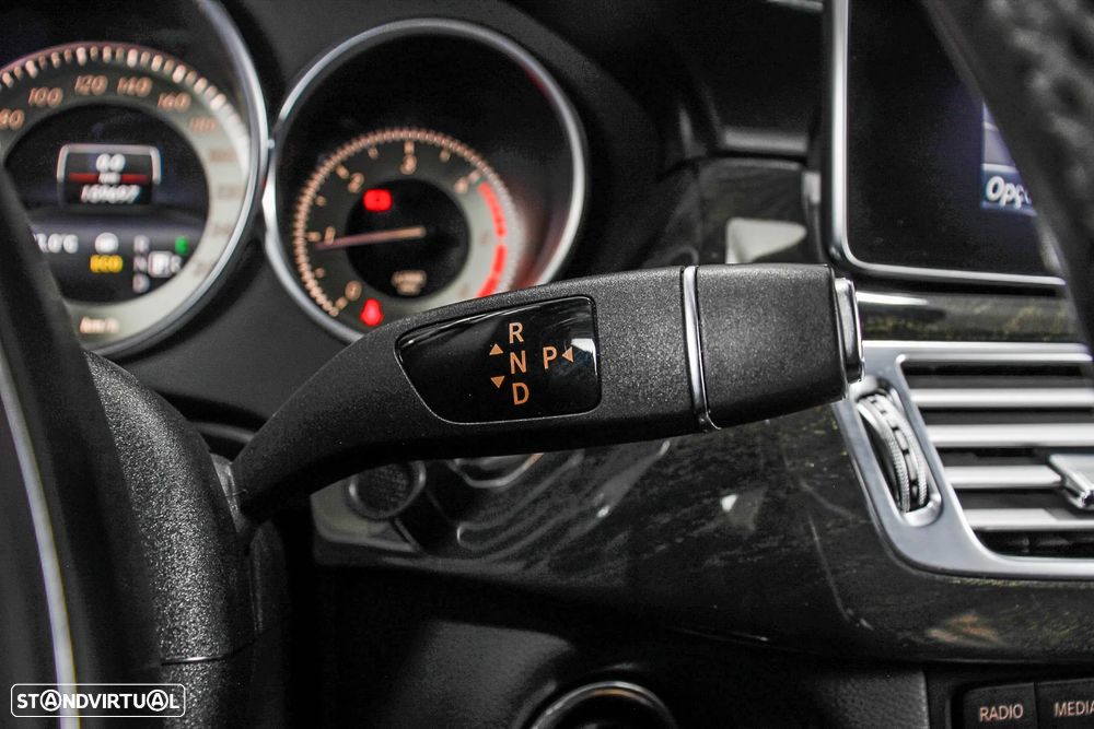 Mercedes-Benz CLS 250 Shooting Brake (BlueTEC) d 9G-TRONIC - 37