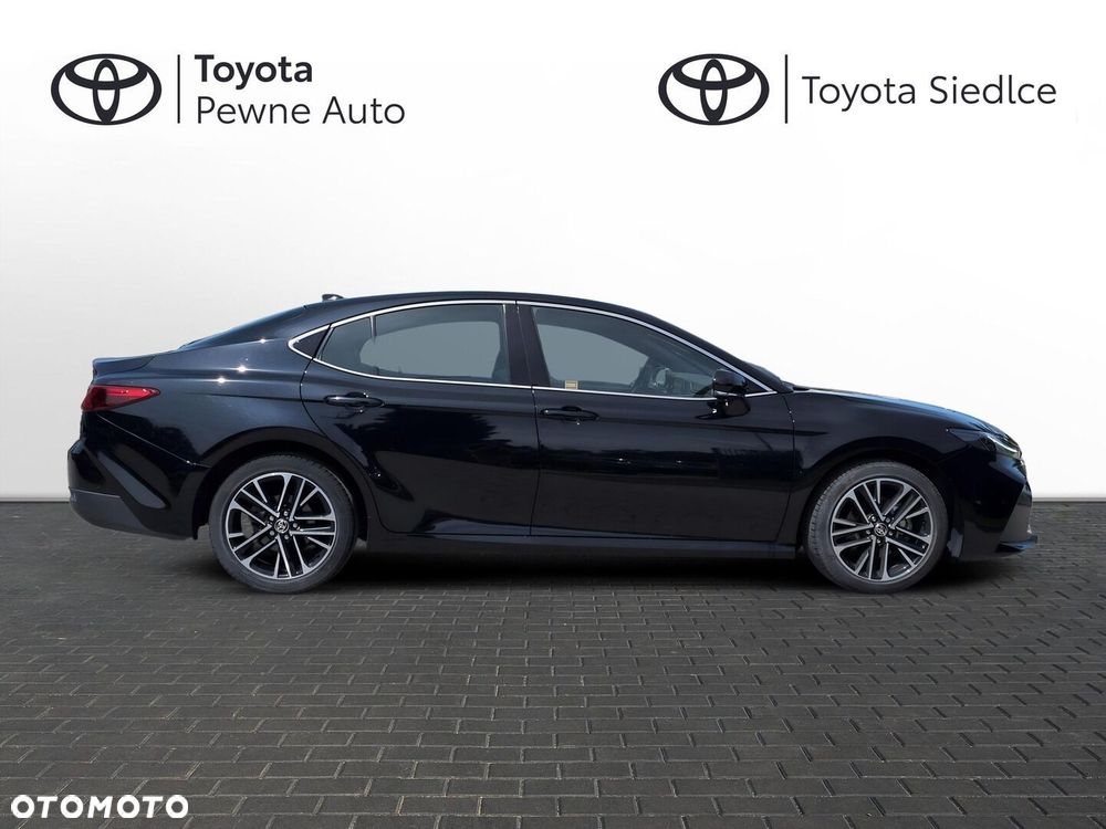 Toyota Camry - 9