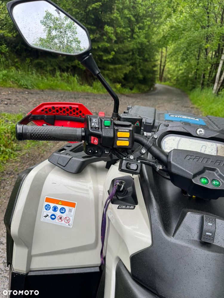 Can-Am Outlander - 24