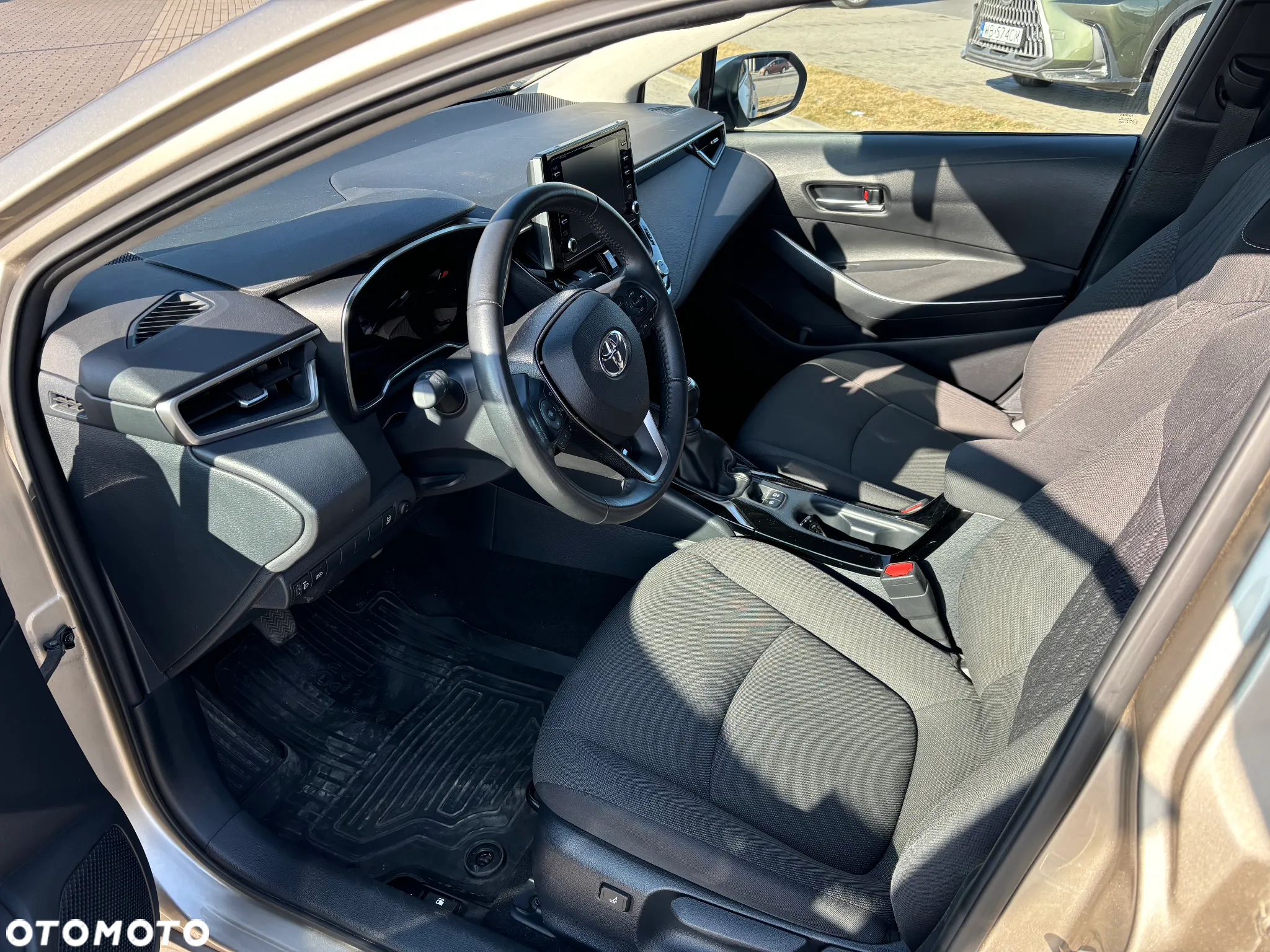 Toyota Corolla 1.6 Comfort - 20
