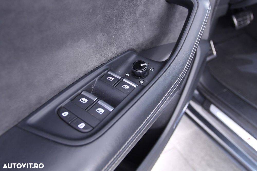 Audi Q8 50 TDI quattro Tiptronic MHEV - 12
