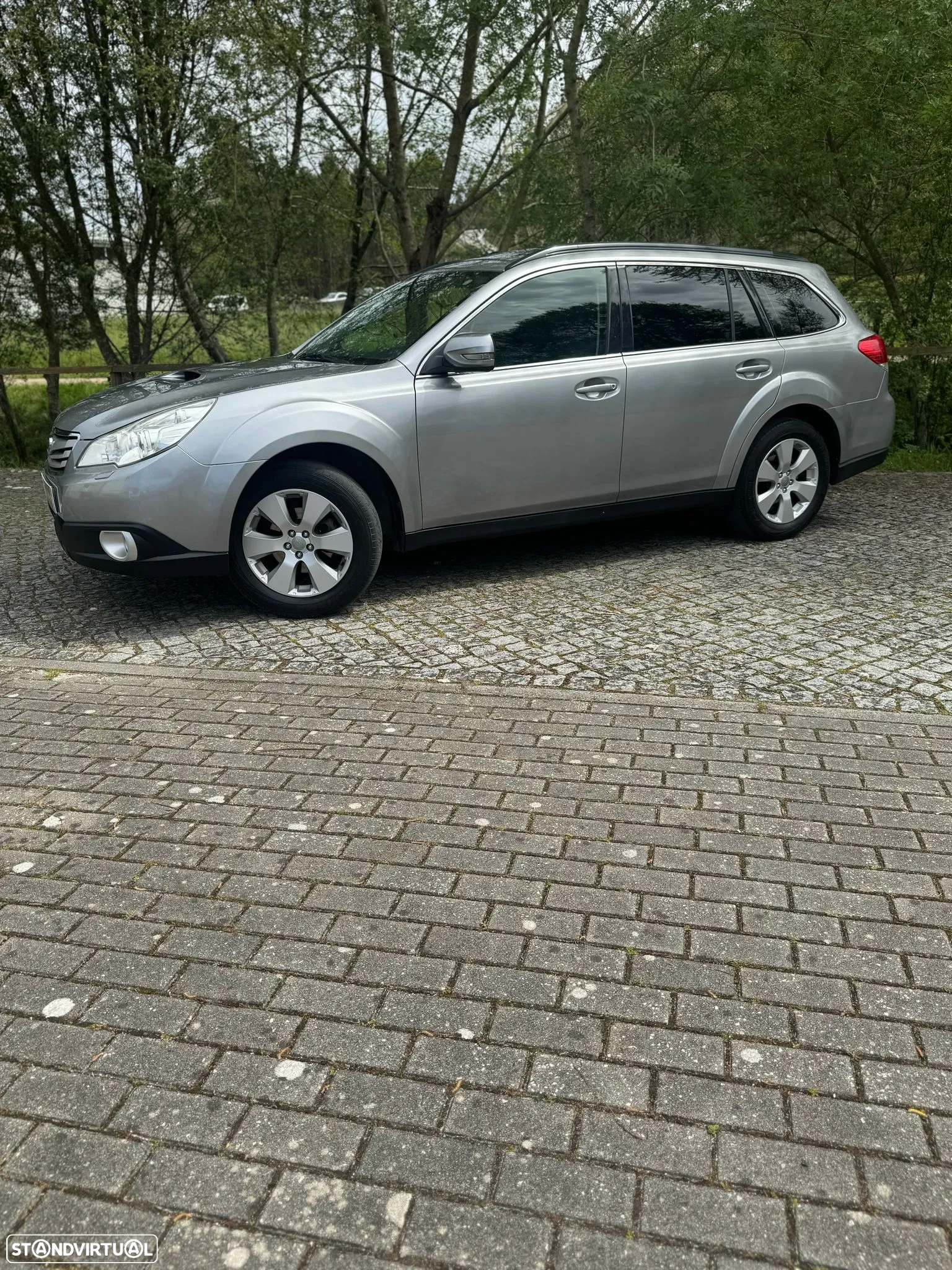 Subaru Legacy - 4