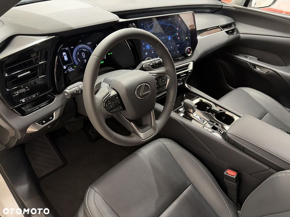 Lexus RX - 10
