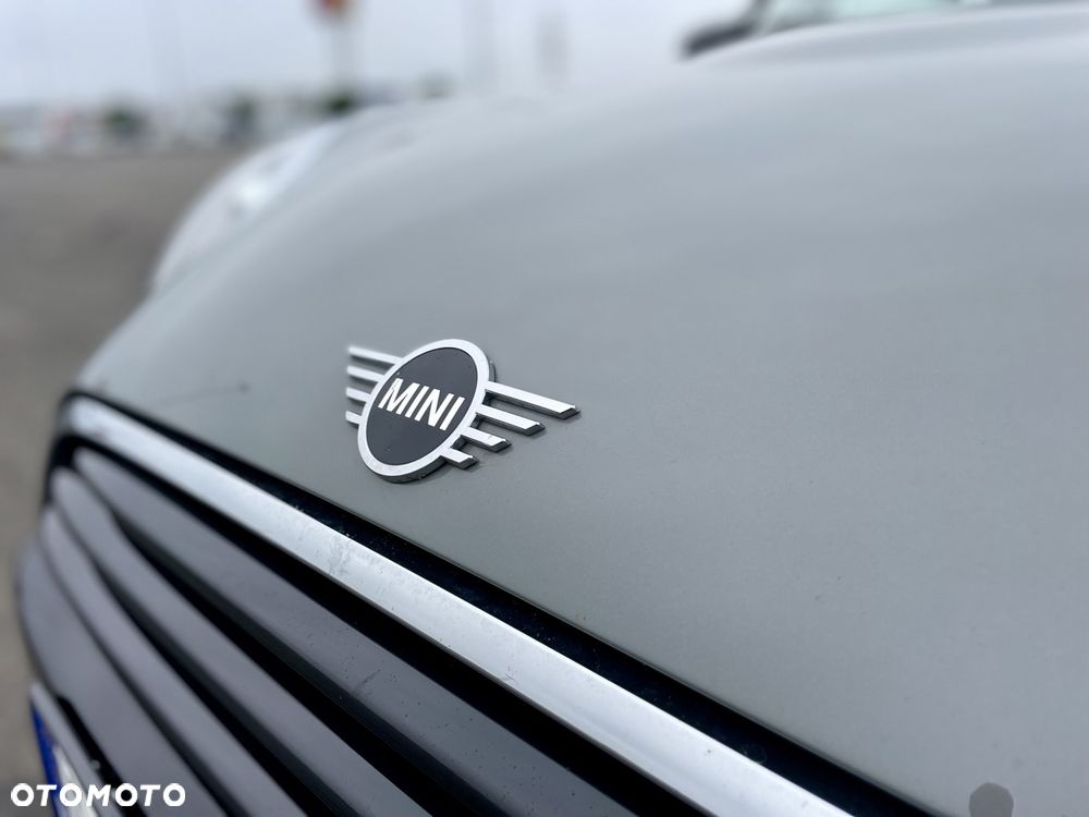 MINI Cooper Standard - 17