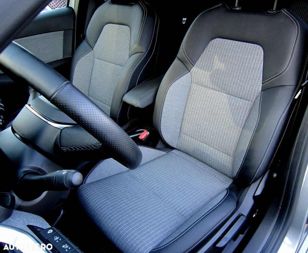 Renault Clio V TCe 90 Techno - 8