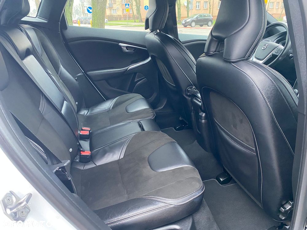 Volvo V40 D3 RDesign - 14