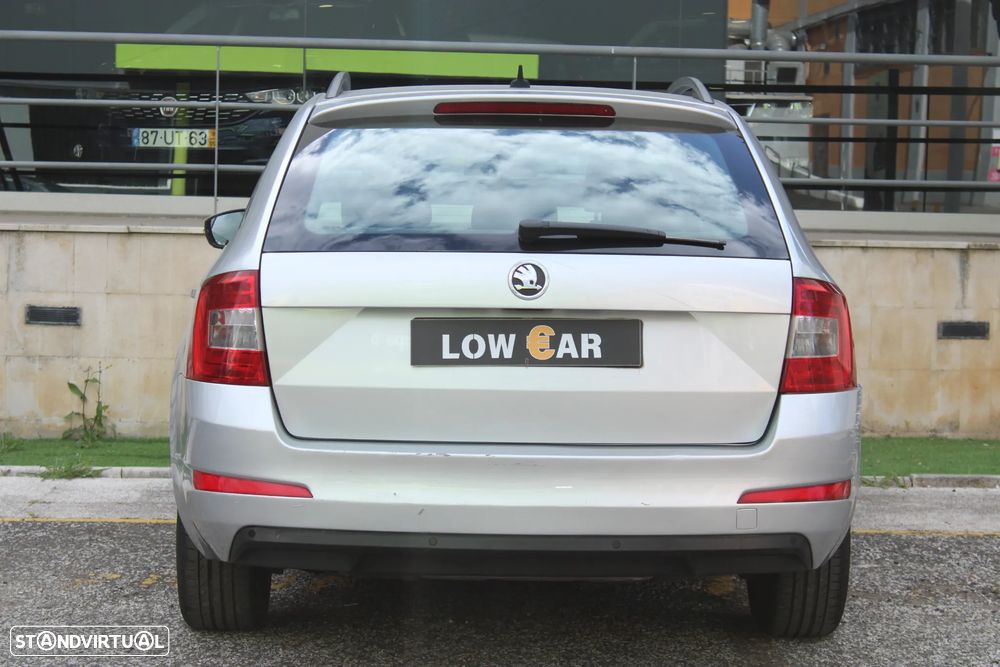 Skoda Octavia Break 1.6 TDI DPF DSG Classic - 3