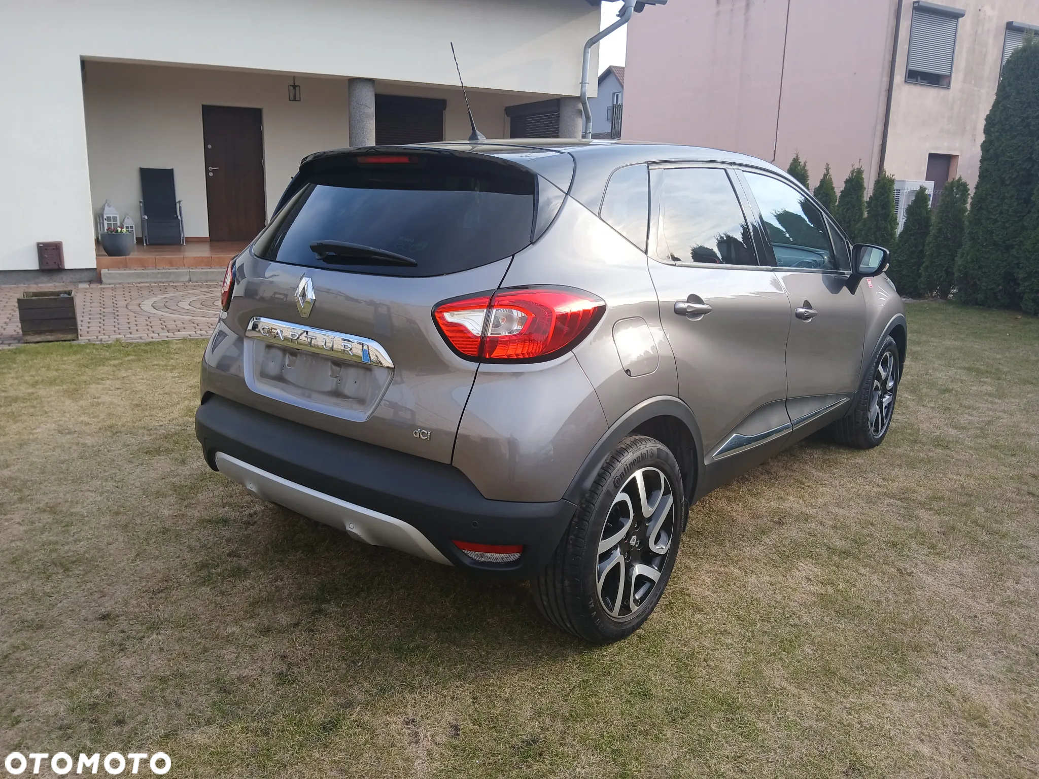 Renault Captur 1.5 dCi Energy Intens - 3