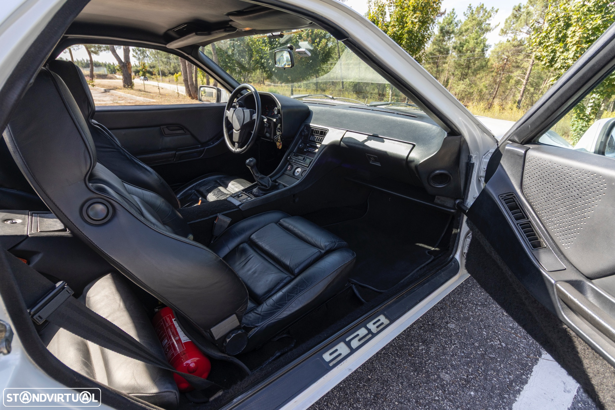 Porsche 928 - 17