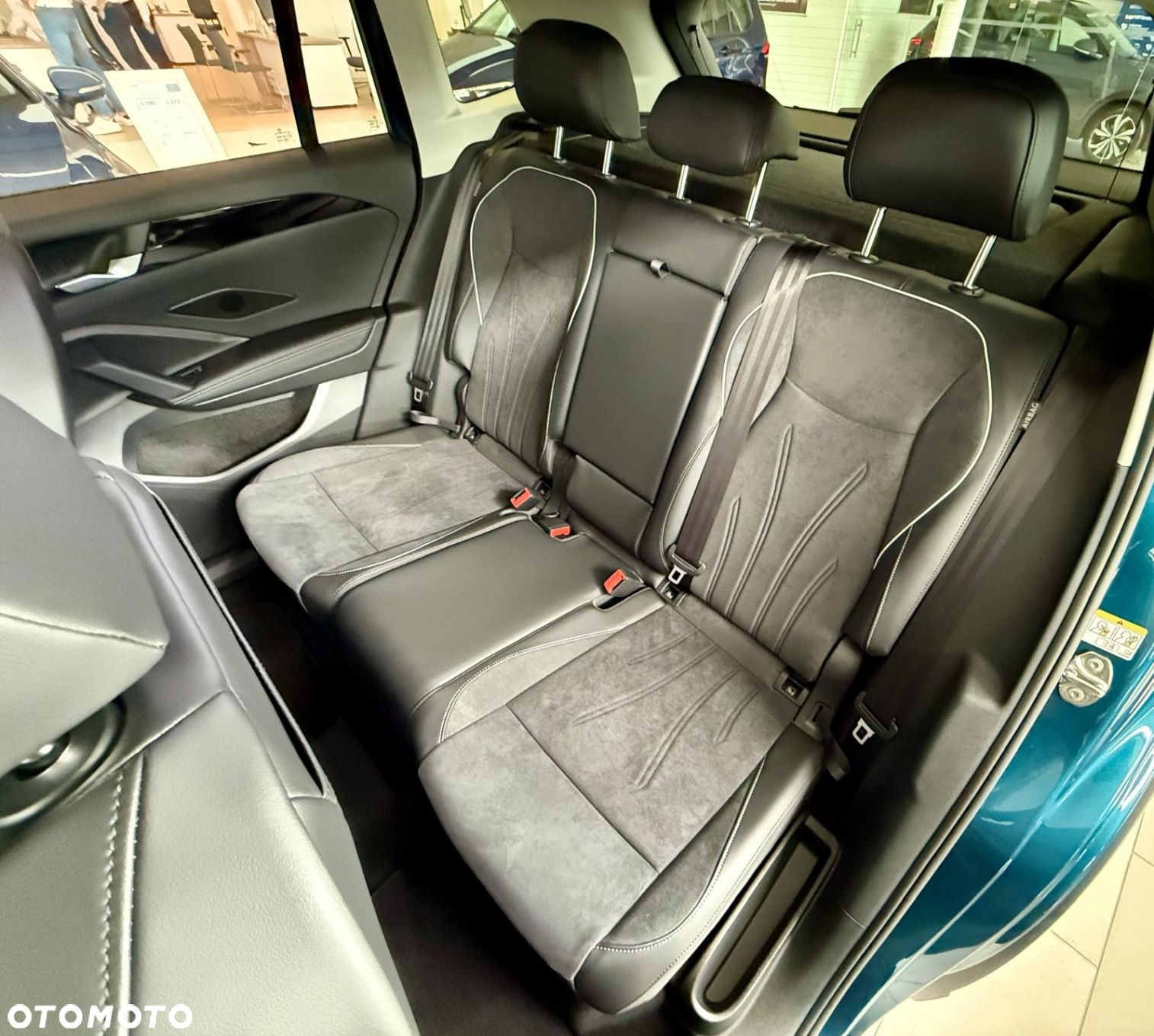 Volkswagen Tiguan - 13
