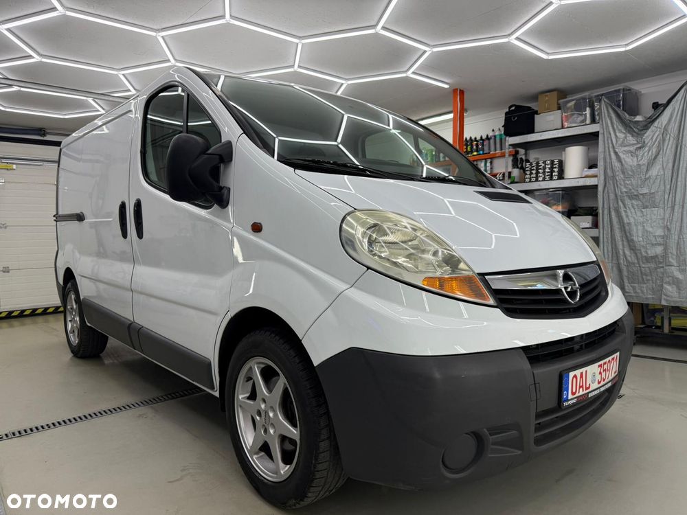 Opel Vivaro - 30