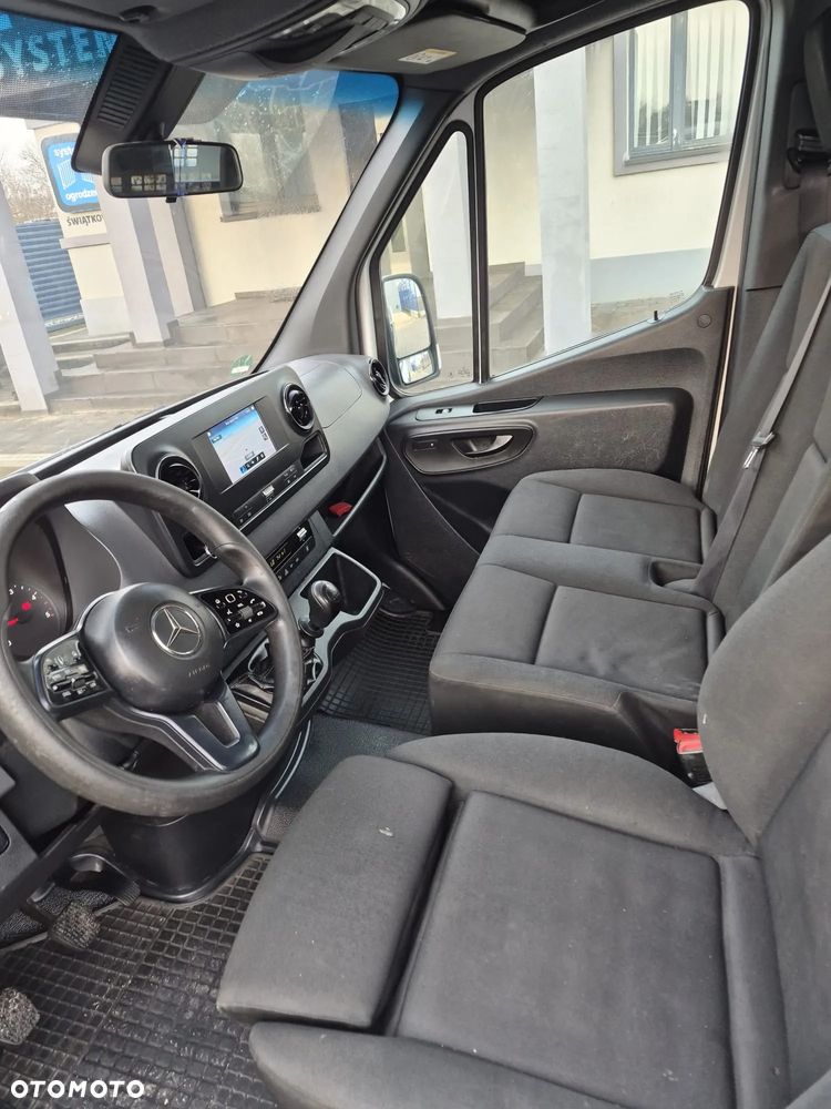 Mercedes-Benz Sprinter - 7