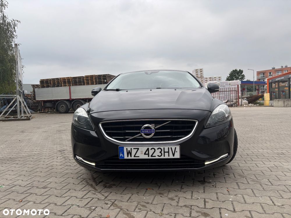 Volvo V40 D2 Momentum - 4