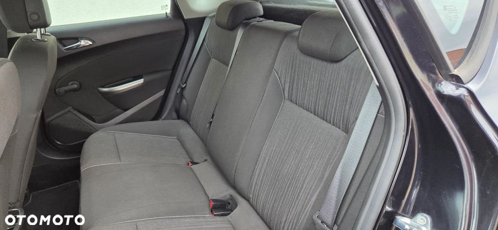 Opel Astra 1.4 ecoFLEX - 37